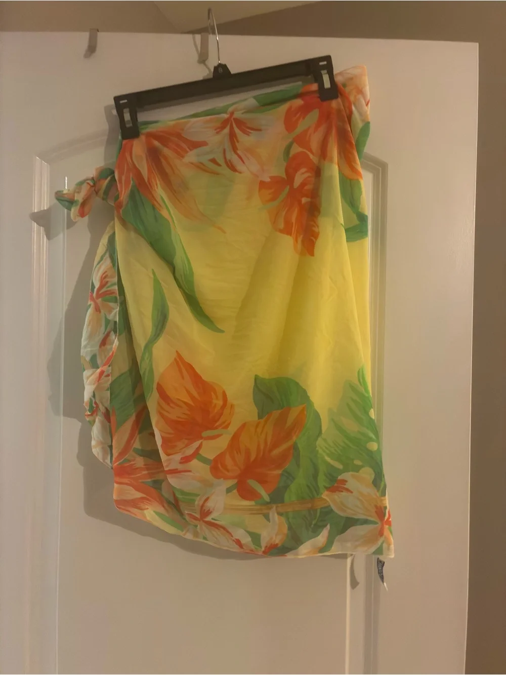 Lot of 2 Bright Tropical Floral & Navy Blue Floral Sarongs